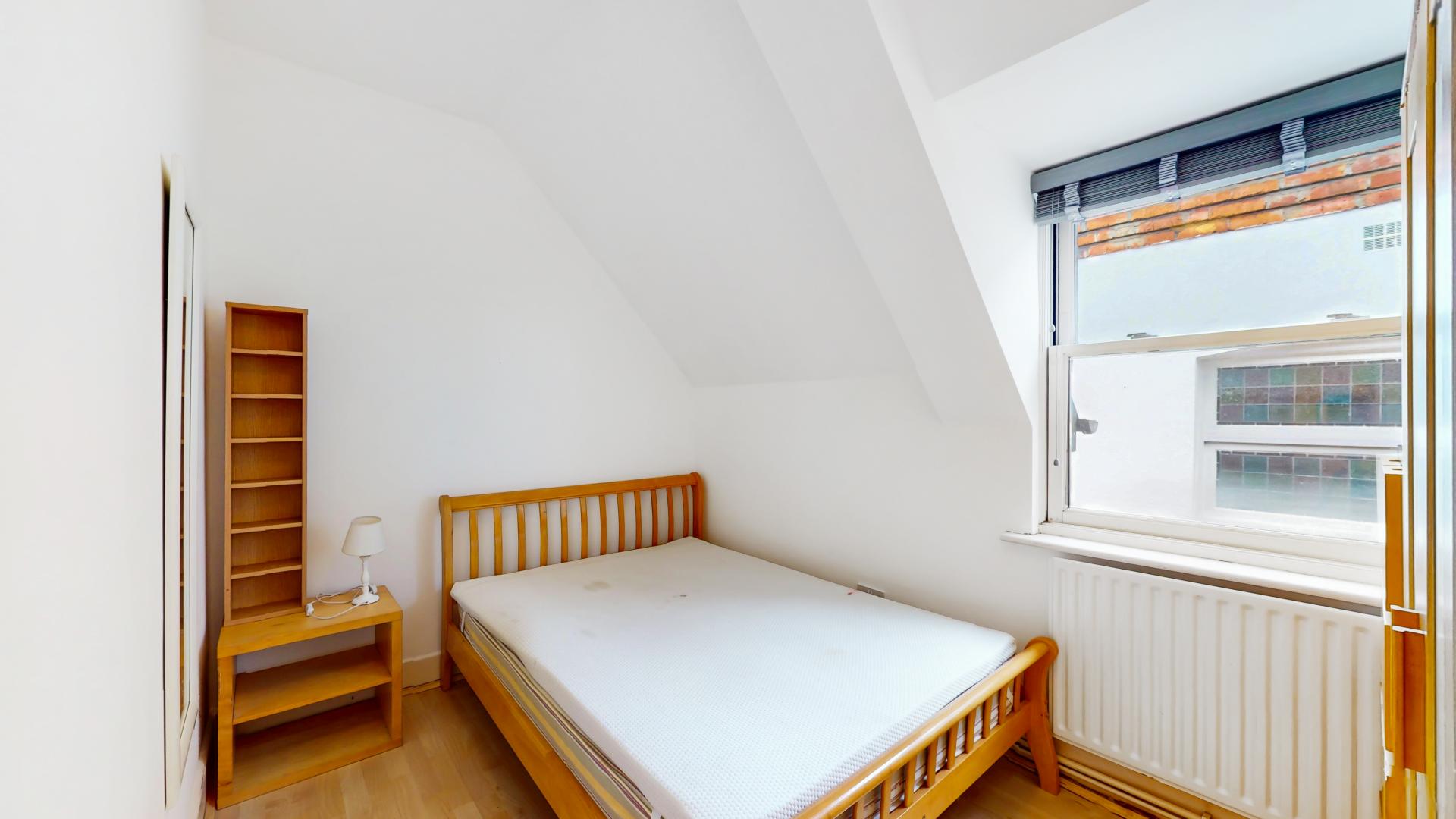 Modern Sharers Apartment Minster Road, West Hampstead